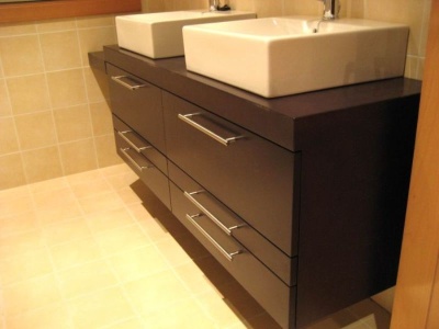 Muebles para baño en Suritama